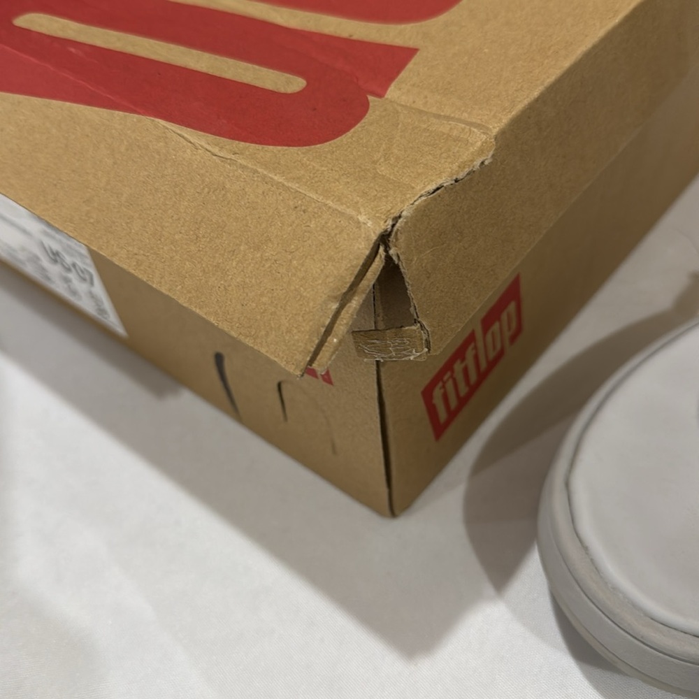 Fitflop size 7 Toe post silver - Picture 6 of 6